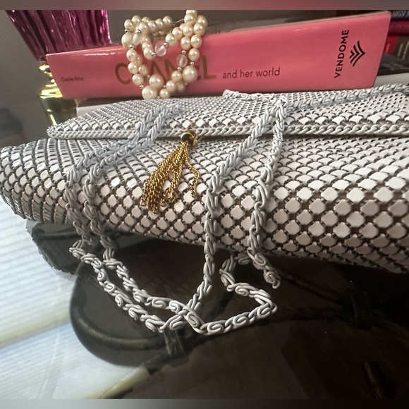 VINTAGE SUMMER STYLE!!!Whiting & Davis metal mesh crossbody - Picture 4 of 15